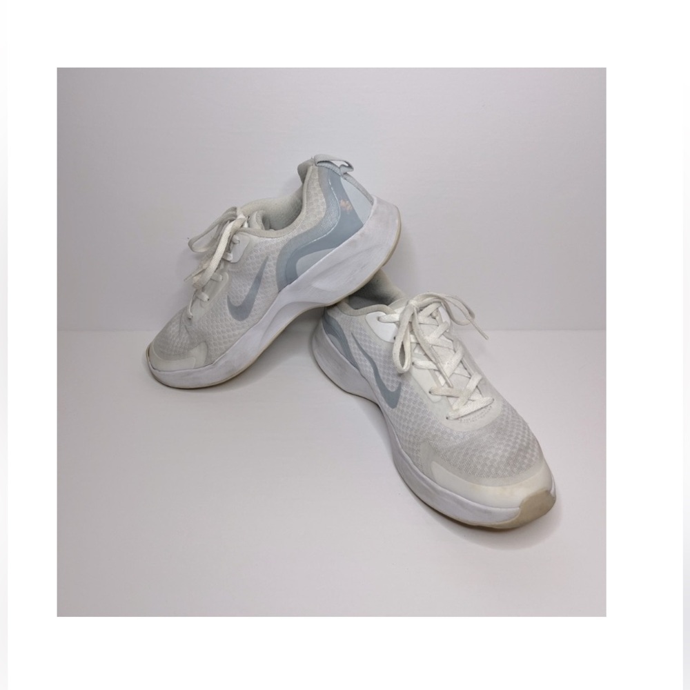 Nike Youth WearAllDay White Sneakers US Size 5.5Y